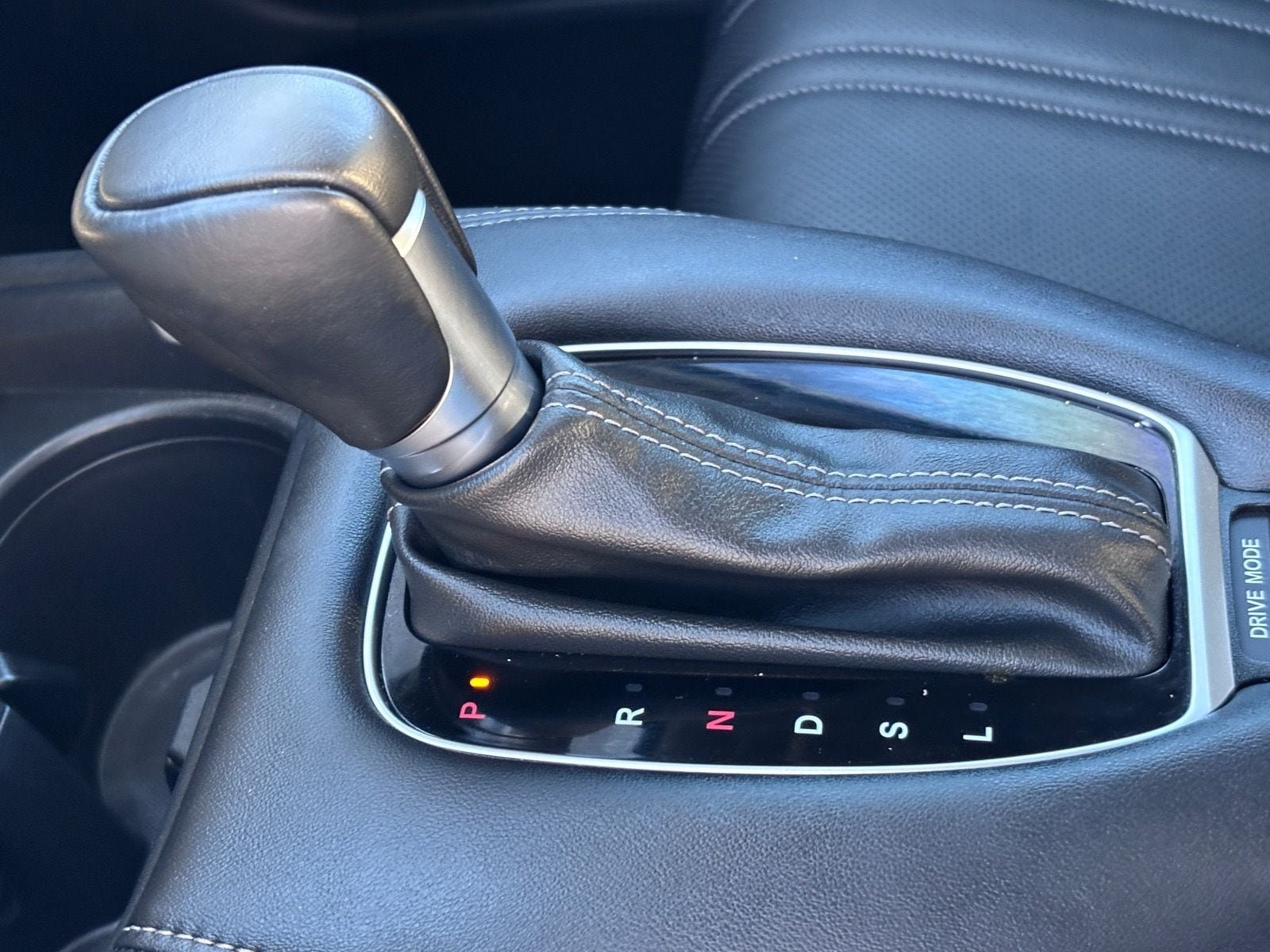 Certified 2024 Honda HR-V EX-L image 32