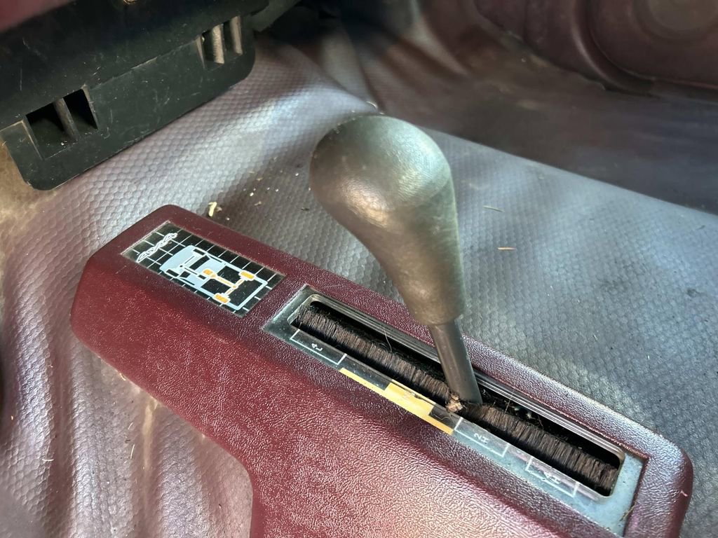 Used 1997 GMC Sierra 3500 SL w/ Snow Plow Prep Pkg image 25