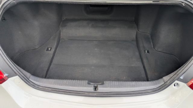 Used 2011 Acura RL image 13