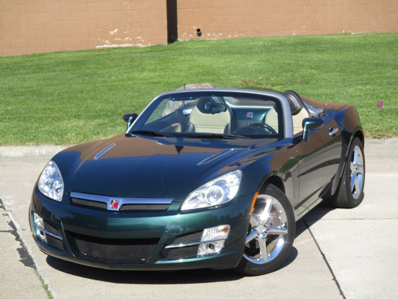 Used 2008 Saturn Sky w/ Premium Trim Package RWD image 53