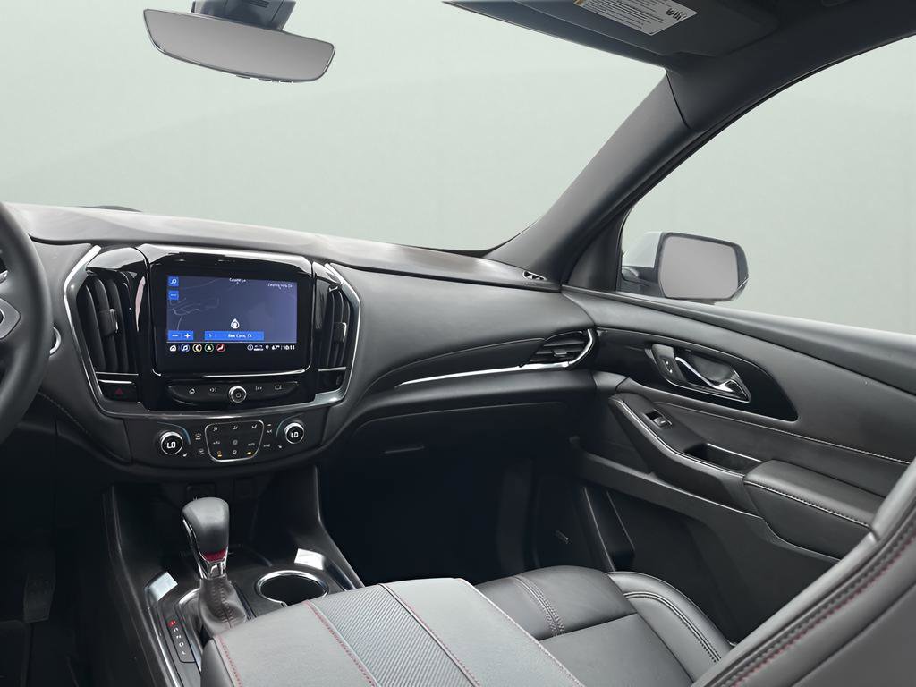 Used 2023 Chevrolet Traverse RS image 21