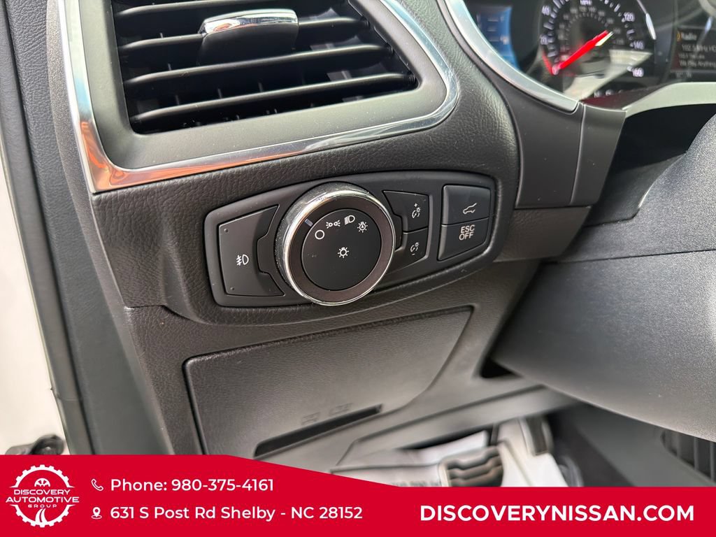 Used 2019 Ford Edge ST w/ Equipment Group 401A AWD/4WD image 19