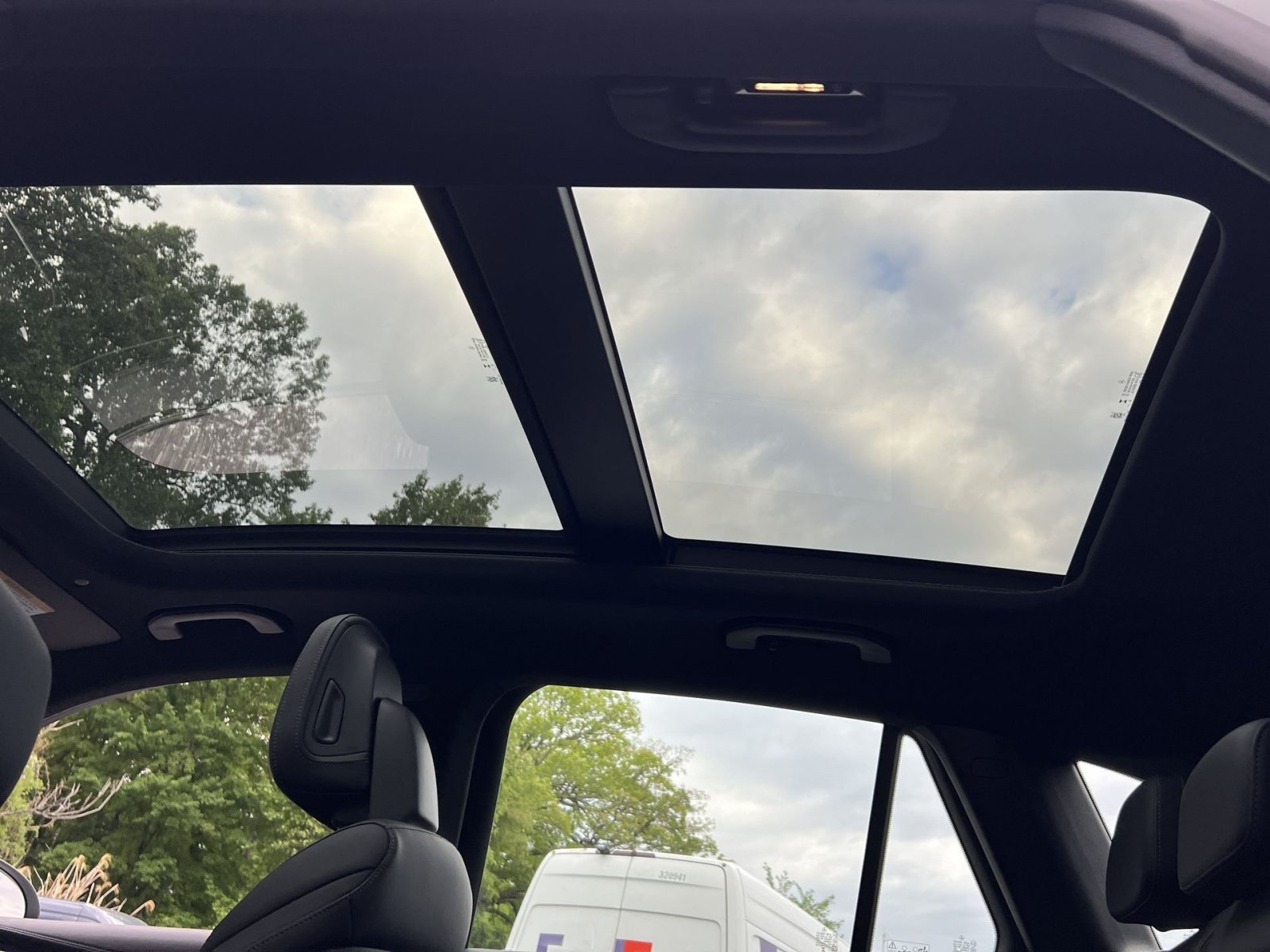 New 2025 Mercedes-Benz GLC 63 AMG S image 29