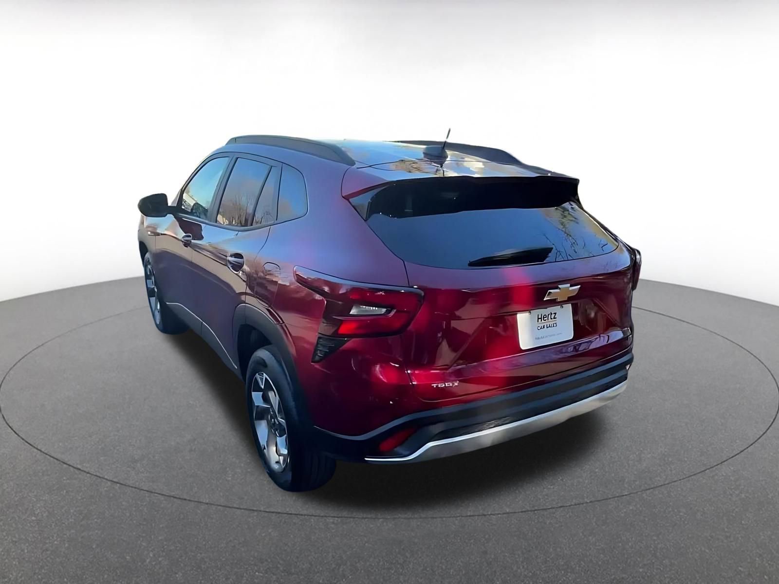 Used 2025 Chevrolet Trax LT image 11