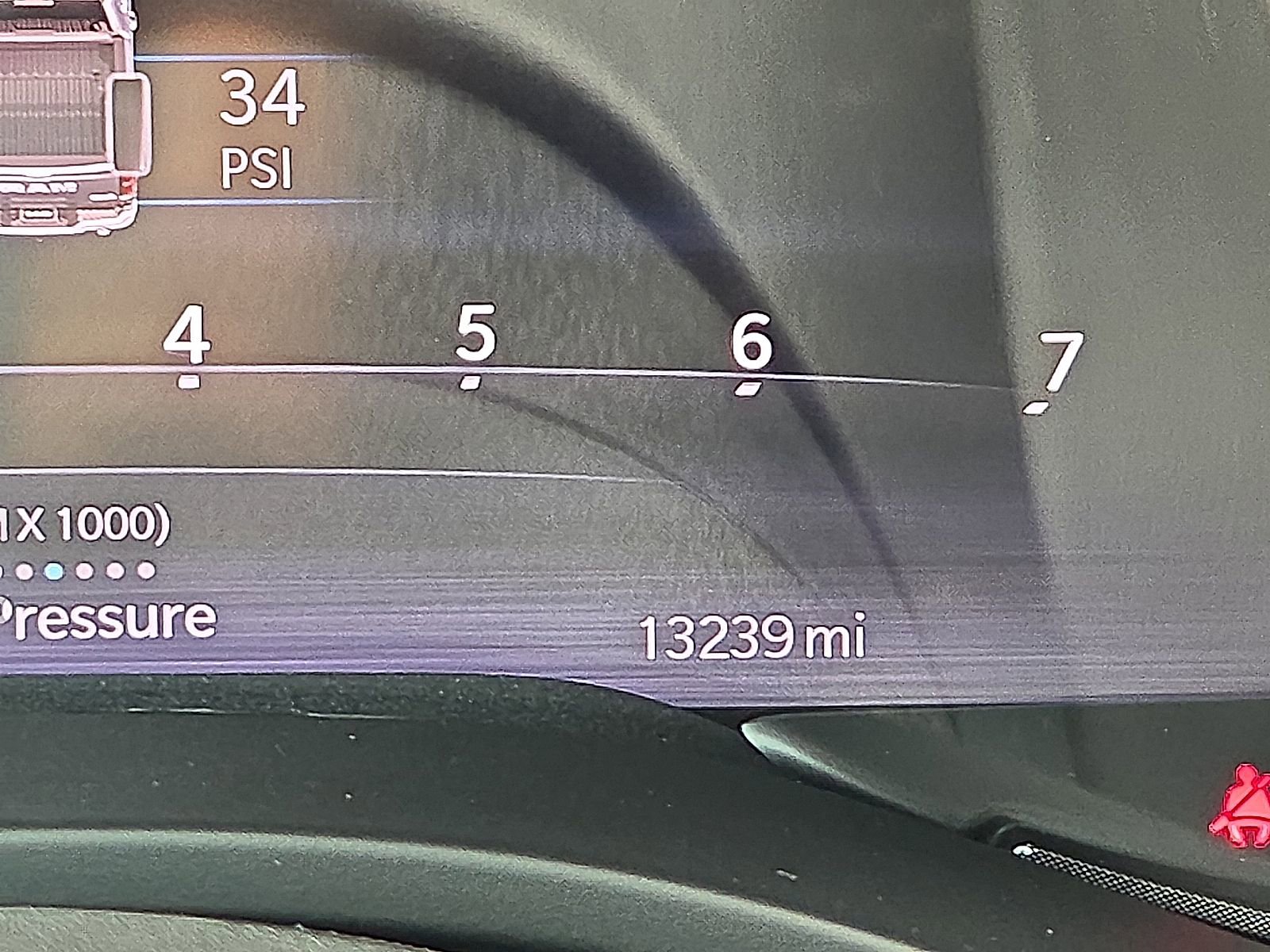 Used 2025 RAM 1500 Limited AWD/4WD image 23