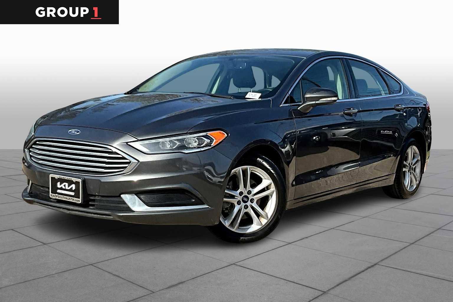 Used 2018 Ford Fusion SE w/ Fusion SE Technology Package