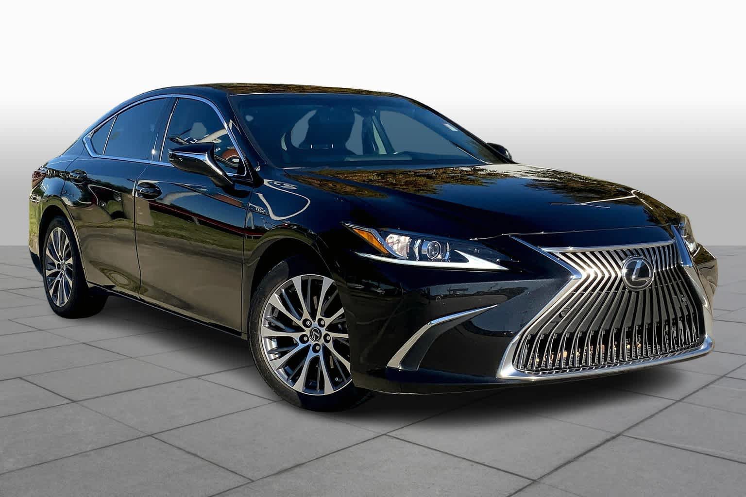Used 2019 Lexus ES 350 w/ Premium Package FWD image 3