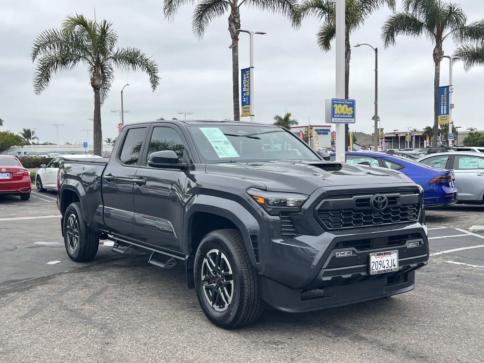 Used 2025 Toyota Tacoma TRD Sport w/ TRD Sport Upgrade Package RWD image 28