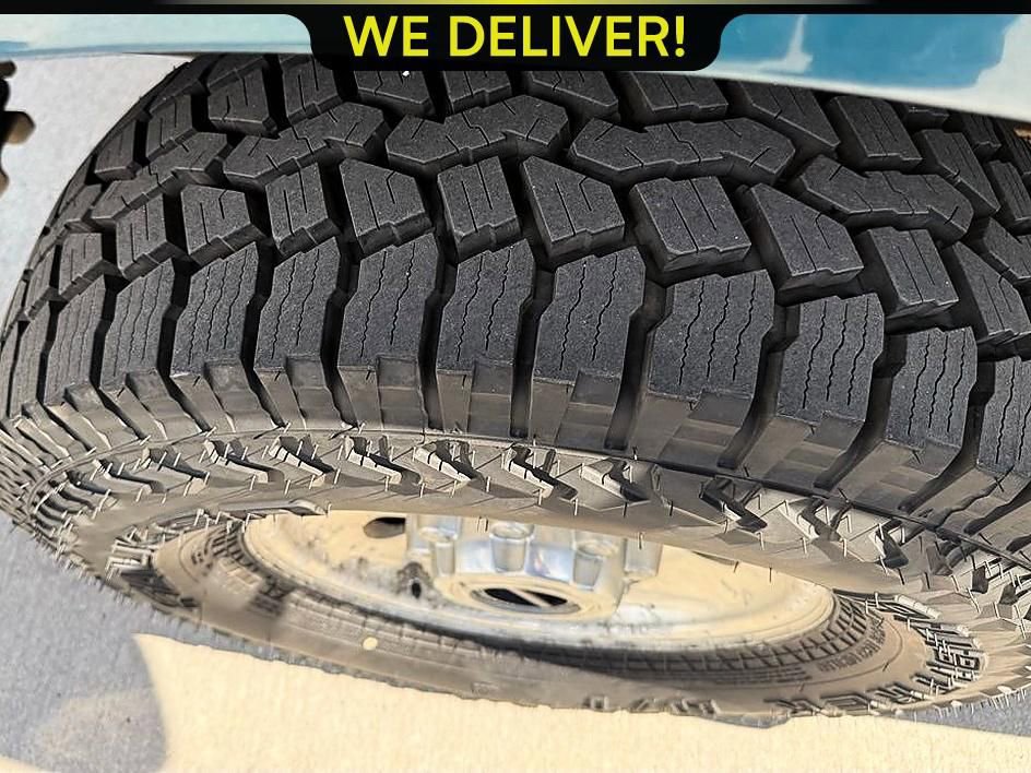 Used 2001 Ford F250 XLT AWD/4WD image 17