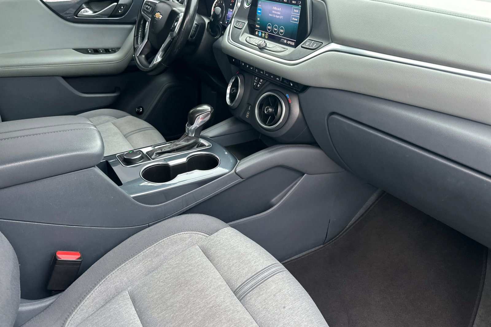 Used 2020 Chevrolet Blazer LT image 16