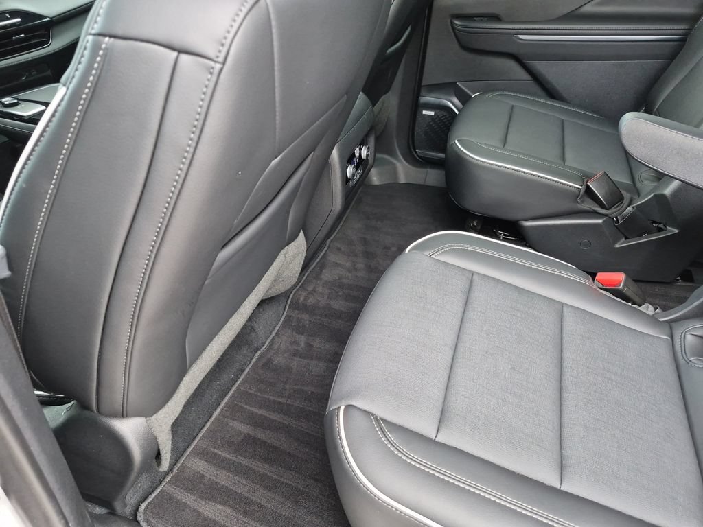 Used 2025 Buick Enclave Preferred w/ Super Cruise Package FWD image 34
