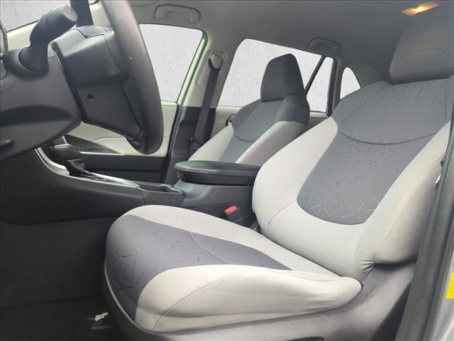 Used 2021 Toyota RAV4 XLE image 19