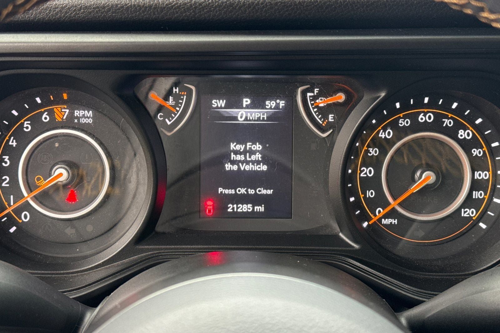 Used 2025 Jeep Gladiator Sport AWD/4WD image 27
