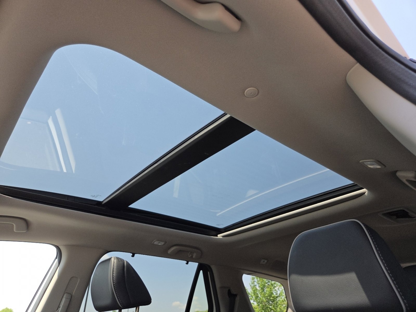 Certified 2024 Honda Pilot Elite image 4