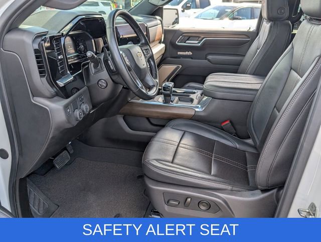 Used 2024 Chevrolet Silverado 1500 High Country image 9