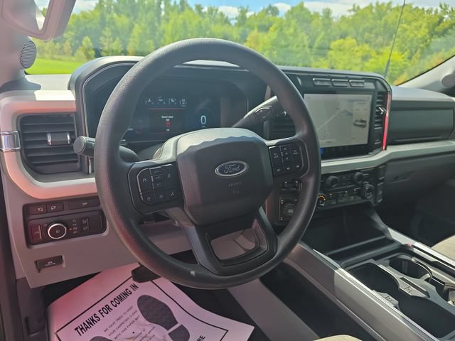 Used 2024 Ford F250 XLT w/ Black Appearance Package AWD/4WD image 16