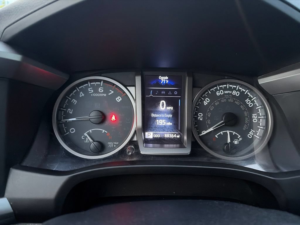 Used 2019 Toyota Tacoma SR5 AWD/4WD image 26