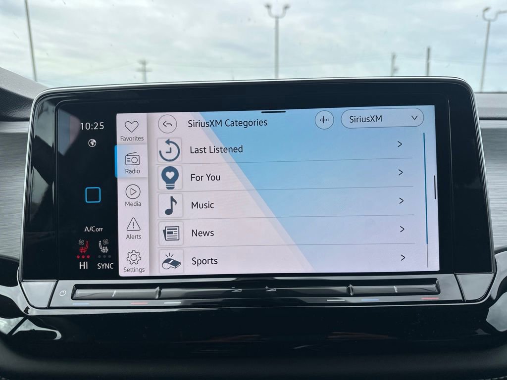 New 2026 Volkswagen Atlas Cross Sport SE AWD/4WD image 21