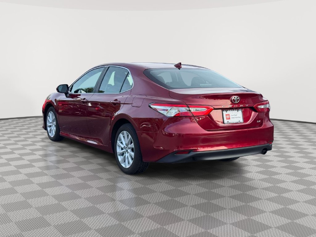 Used 2019 Toyota Camry LE FWD image 5