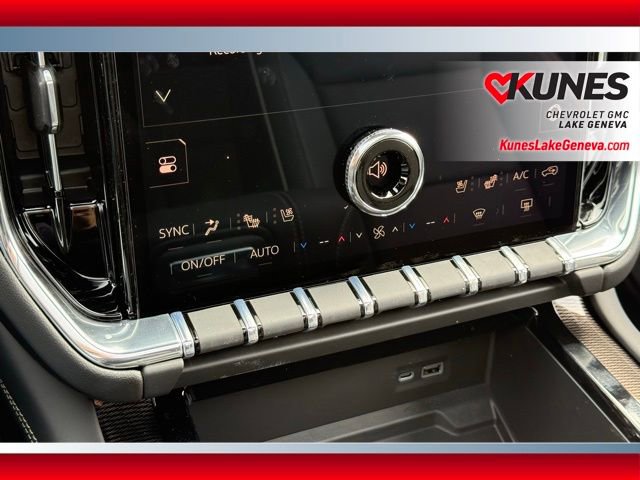 New 2026 GMC Yukon Elevation w/ Elevation Premium Package image 36