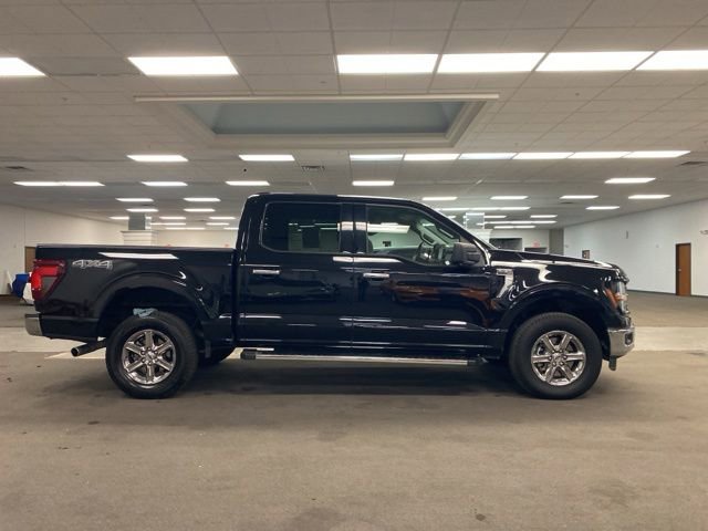 Used 2024 Ford F150 XLT image 3