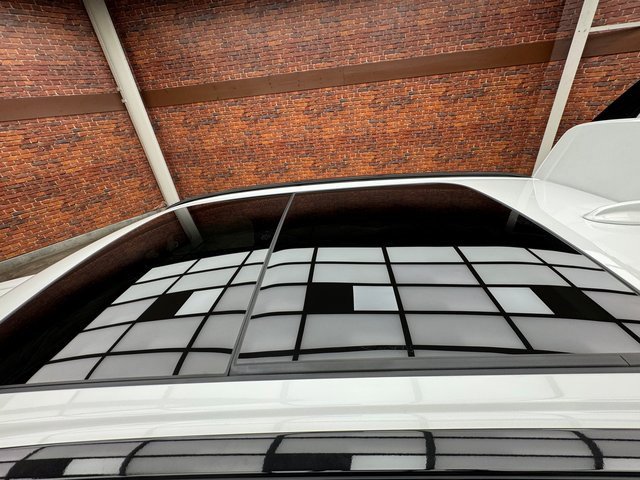 Used 2024 Volvo XC60 B5 Core image 25