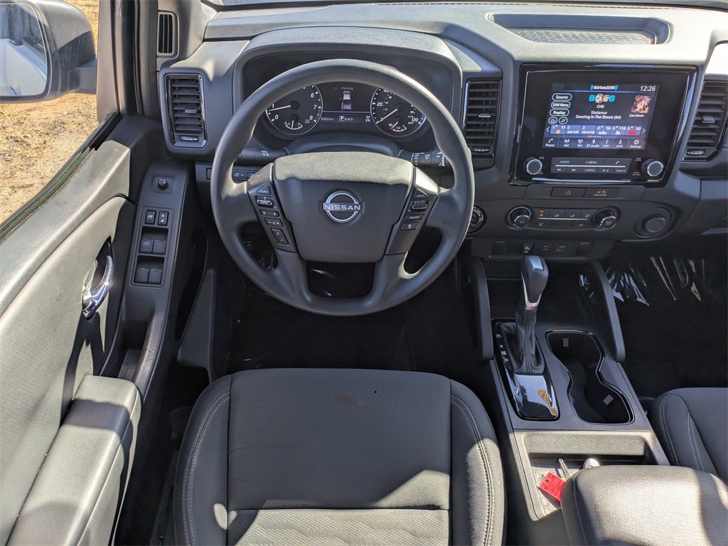 Used 2023 Nissan Frontier SV w/ Midnight Edition Package image 16