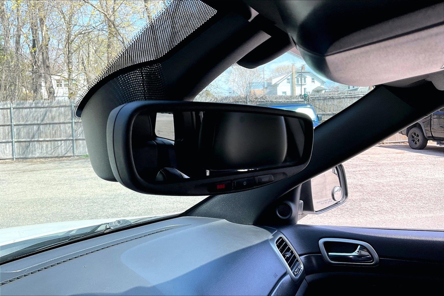 Used 2018 Jeep Grand Cherokee Altitude image 33