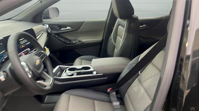 New 2026 Chevrolet Equinox LT w/ Convenience Package II AWD/4WD image 10