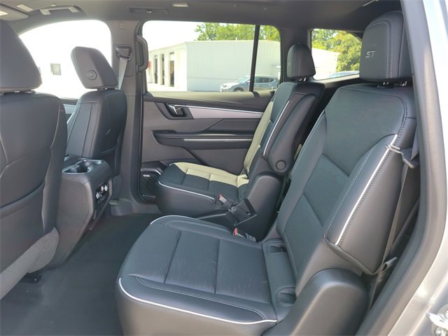 New 2025 Buick Enclave Sport Touring w/ Power Package image 16