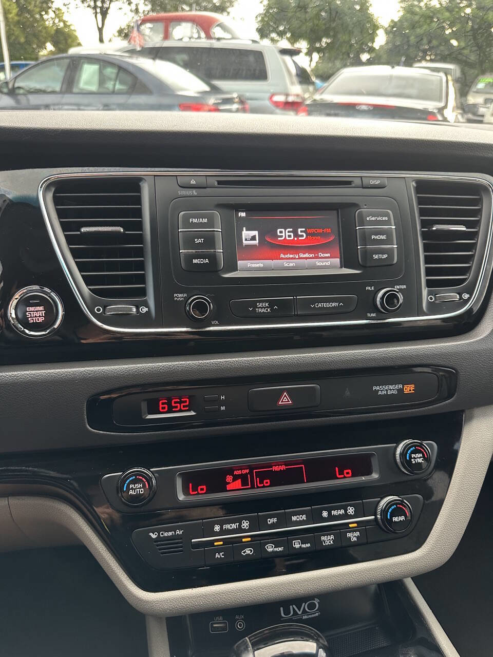 Used 2016 Kia Sedona EX image 19