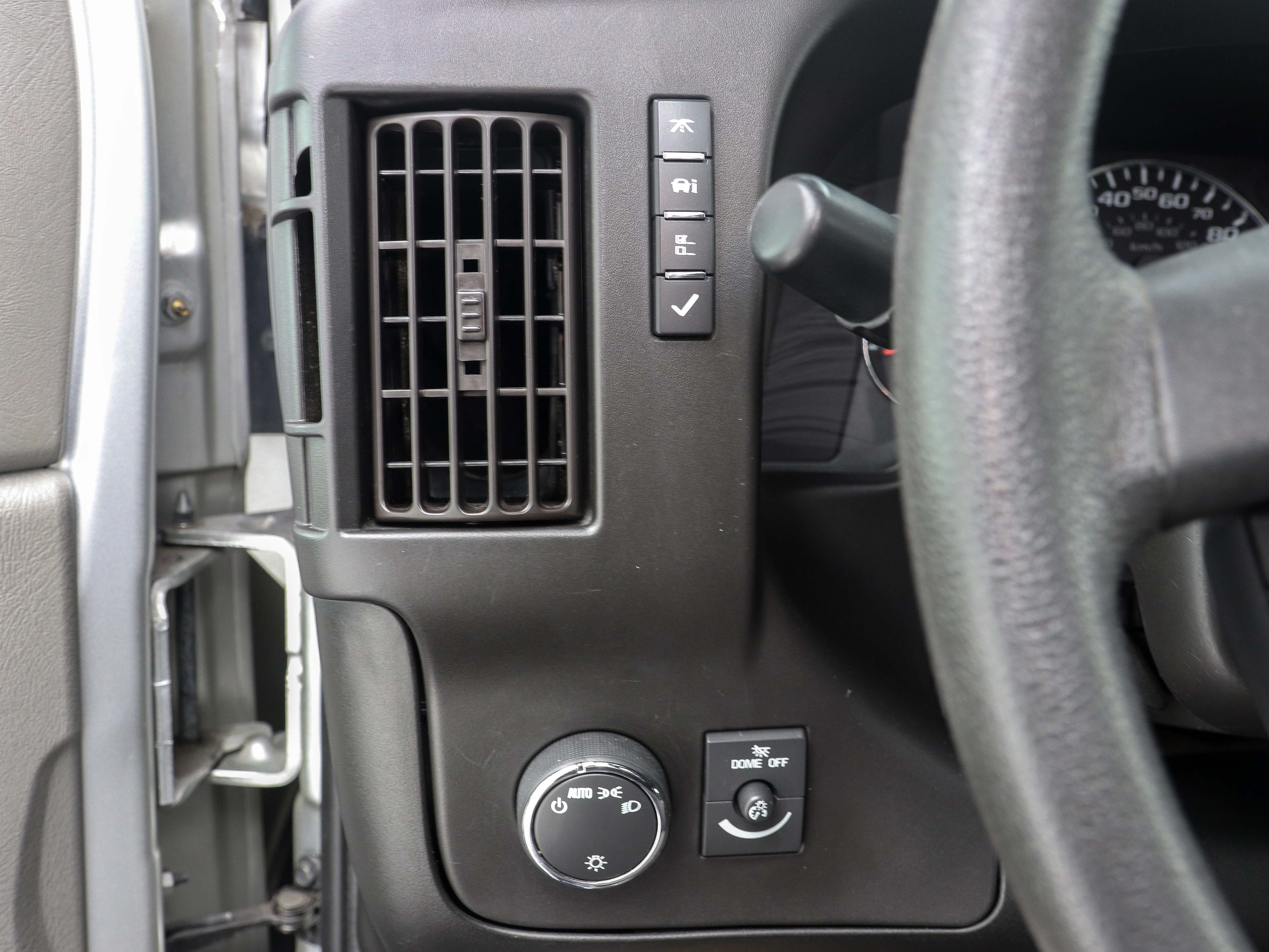 Used 2019 Chevrolet Express 3500 LT w/ LT Preferred Equipment Group RWD image 23