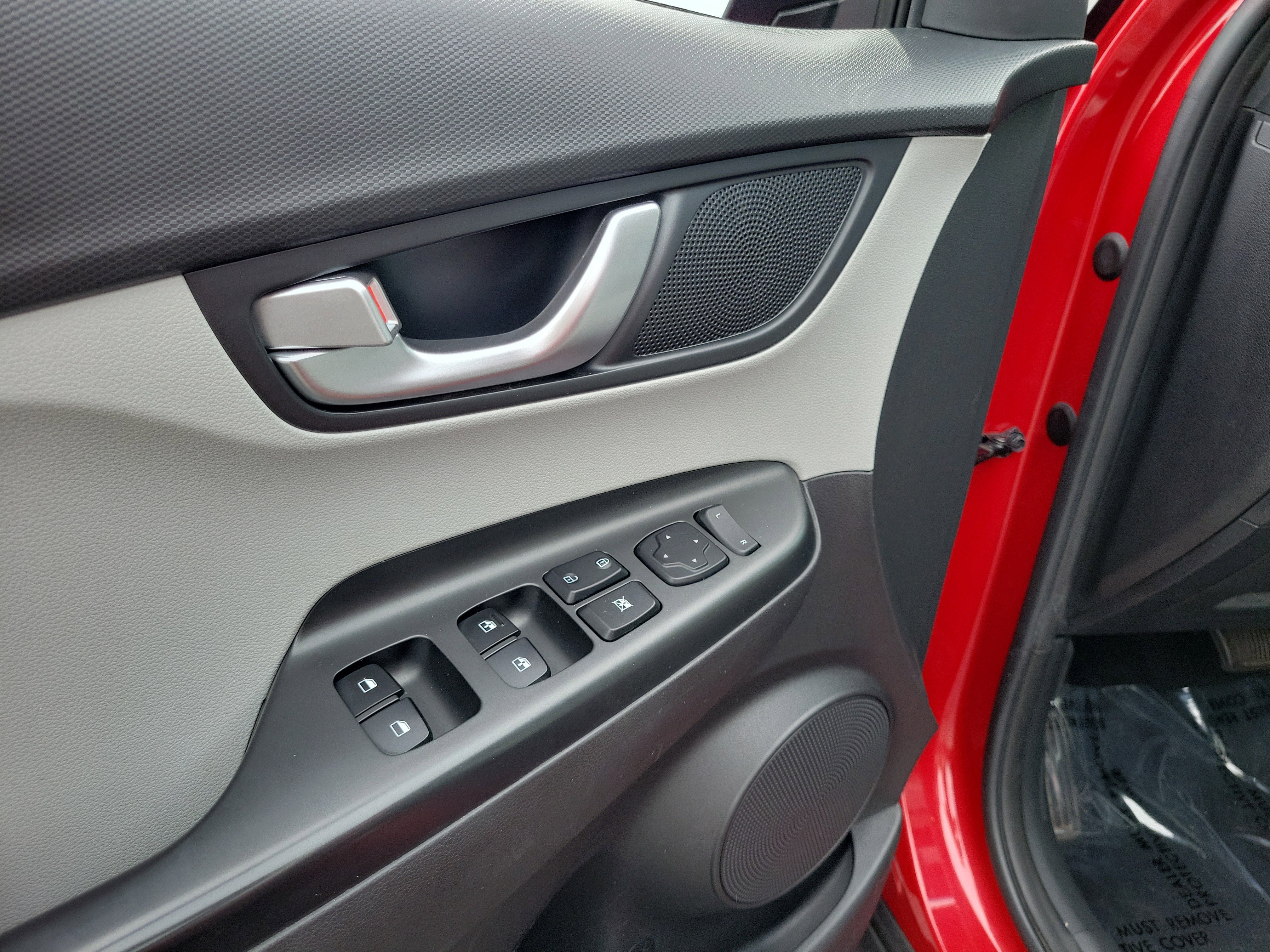 Used 2023 Hyundai Kona SEL w/ Convenience Package FWD image 18