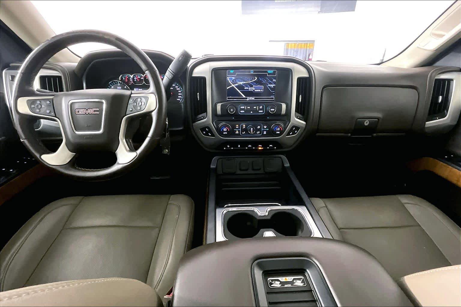 Used 2018 GMC Sierra 1500 SLT w/ Enhanced Driver Alert Package RWD image 15
