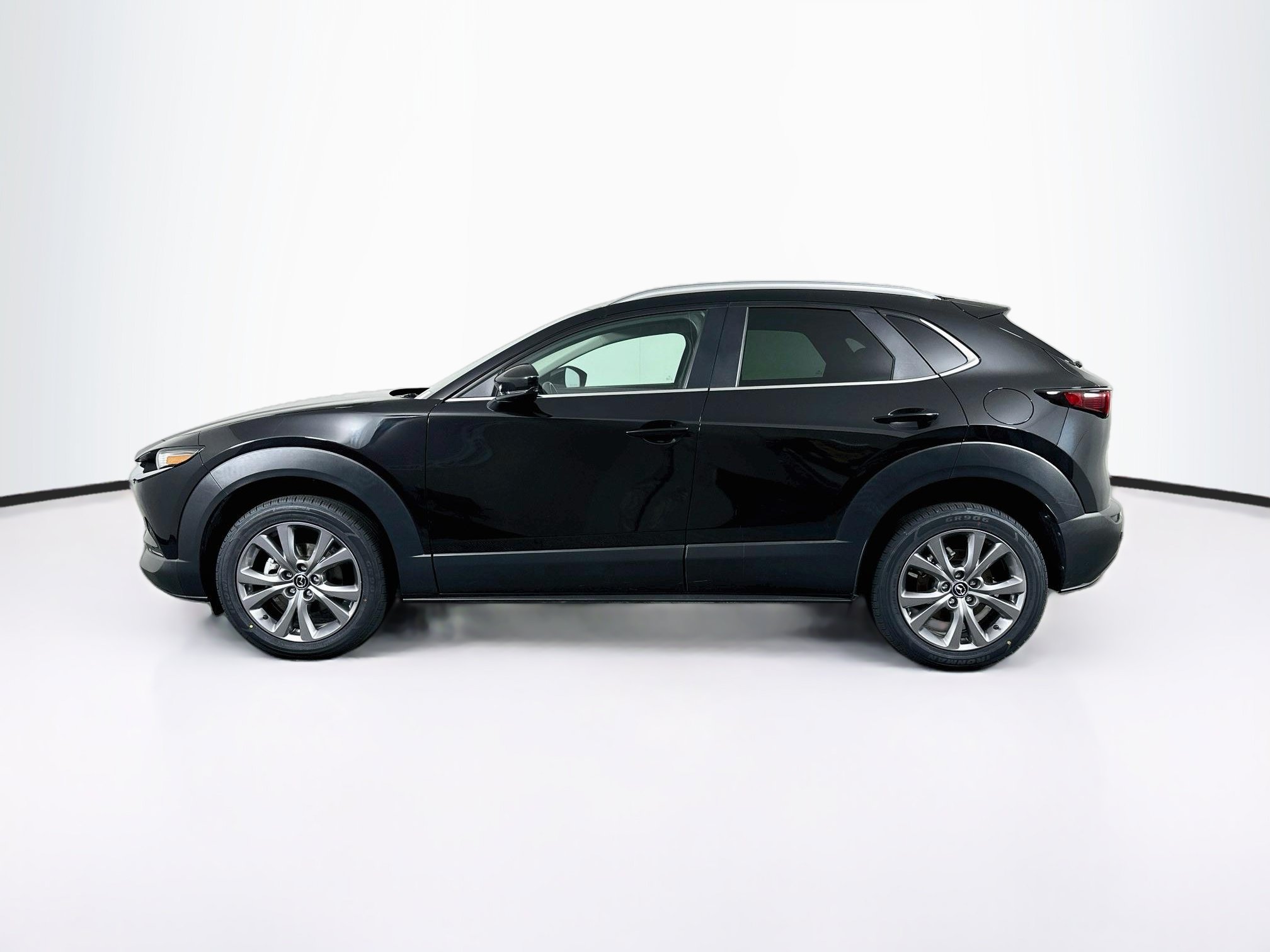 Used 2023 MAZDA CX-30 AWD 2.5 S w/ Preferred Package image 4