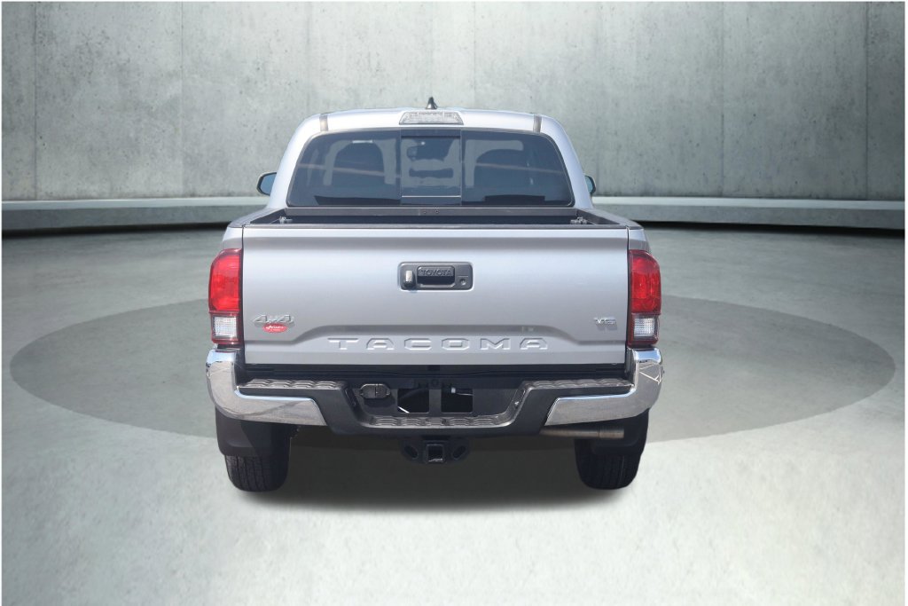 Certified 2021 Toyota Tacoma SR5 AWD/4WD image 19