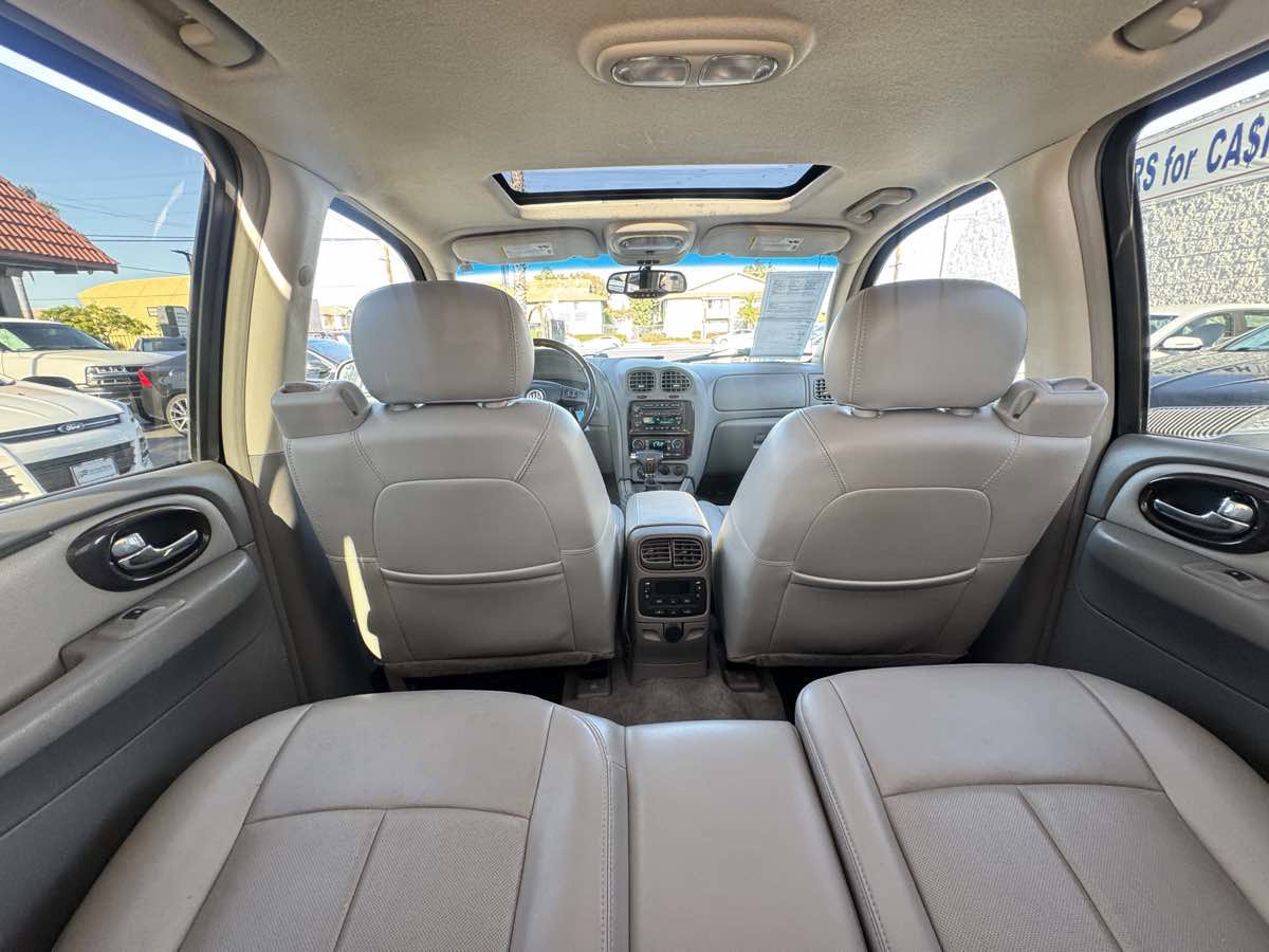 Used 2006 Buick Rainier CXL AWD/4WD image 27