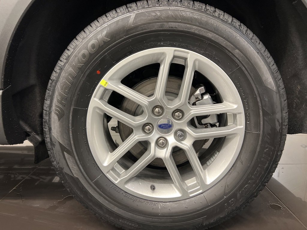 New 2026 Ford Explorer Active image 7