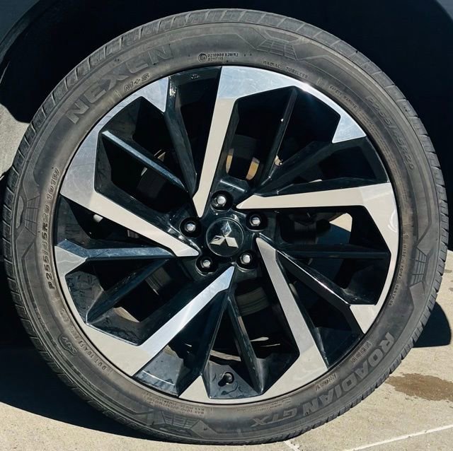 Used 2024 Mitsubishi Outlander SEL image 7