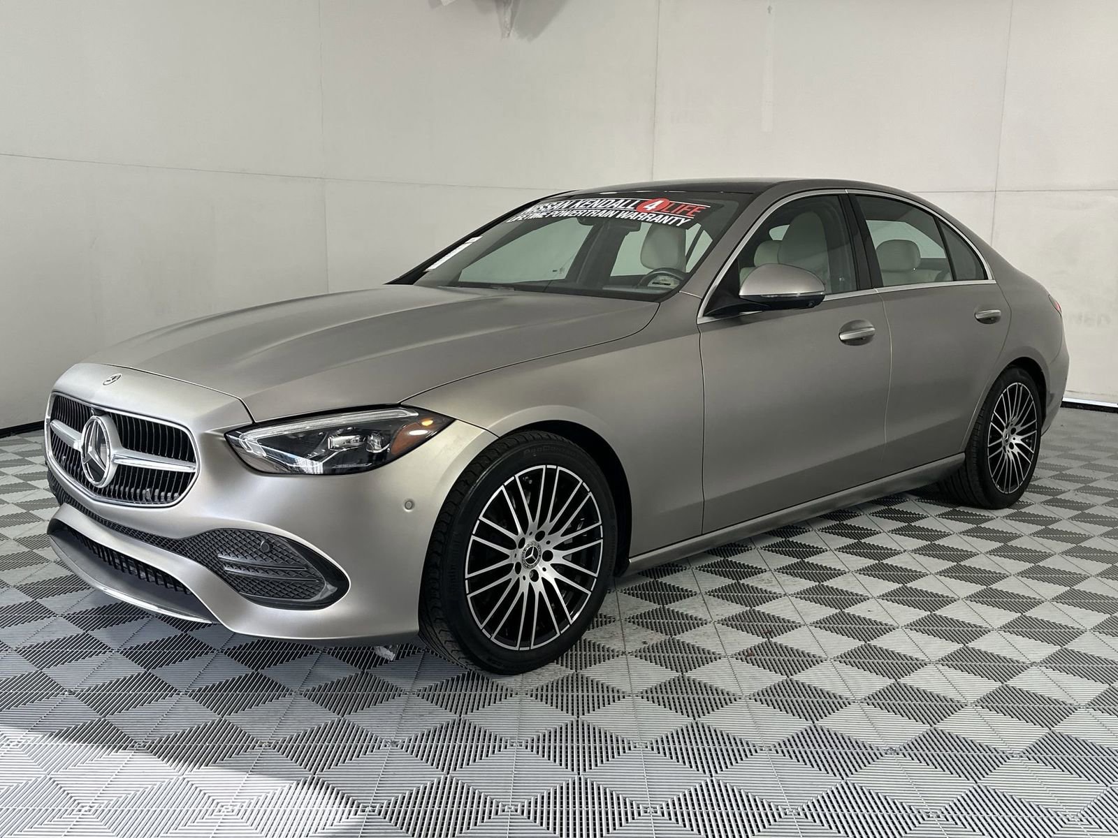 Used 2022 Mercedes-Benz C 300 Sedan image 4