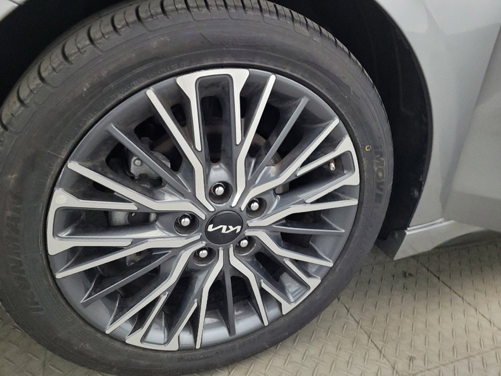 Used 2022 Kia Forte GT-Line w/ GT-Line Premium Package FWD image 31