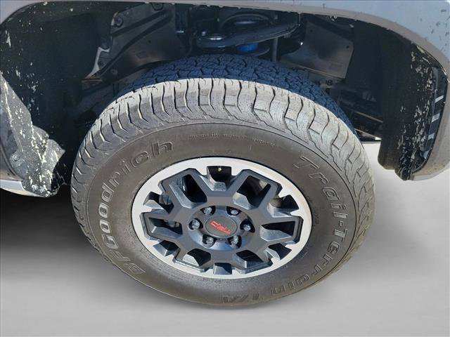 Used 2024 Toyota Tacoma TRD Off-Road image 10