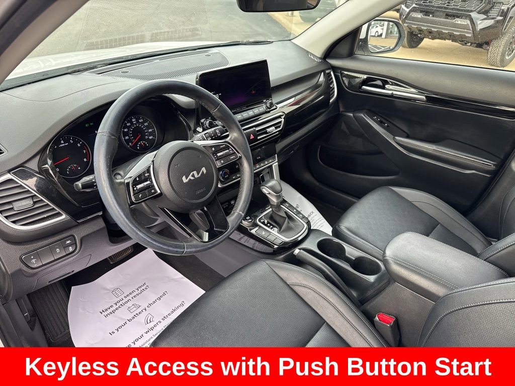Used 2023 Kia Seltos EX image 15