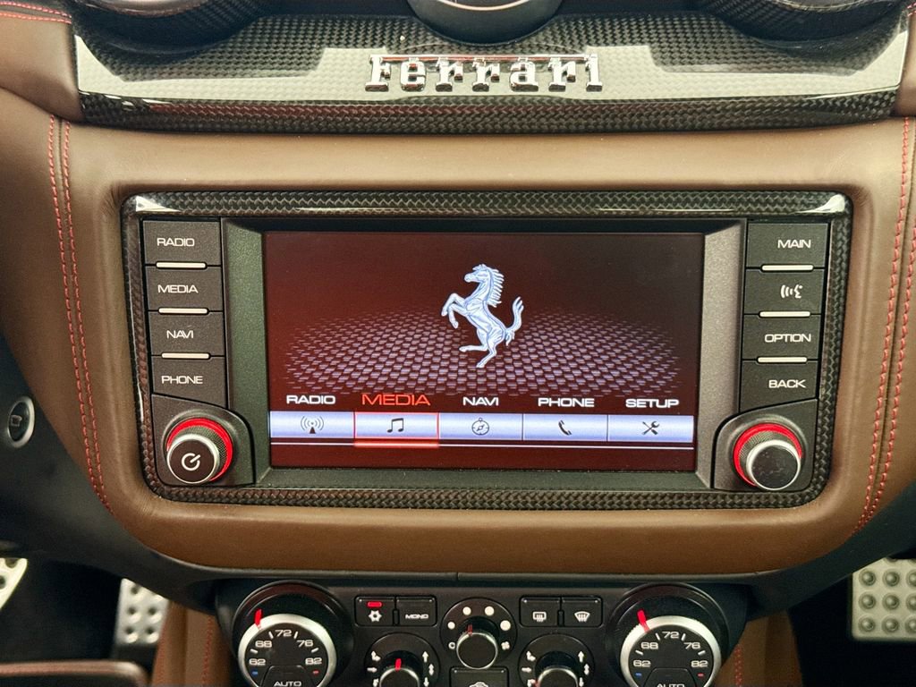 Used 2016 Ferrari California T RWD image 14