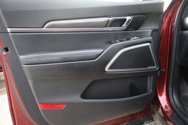 Used 2023 Kia Telluride EX X-Line image 22