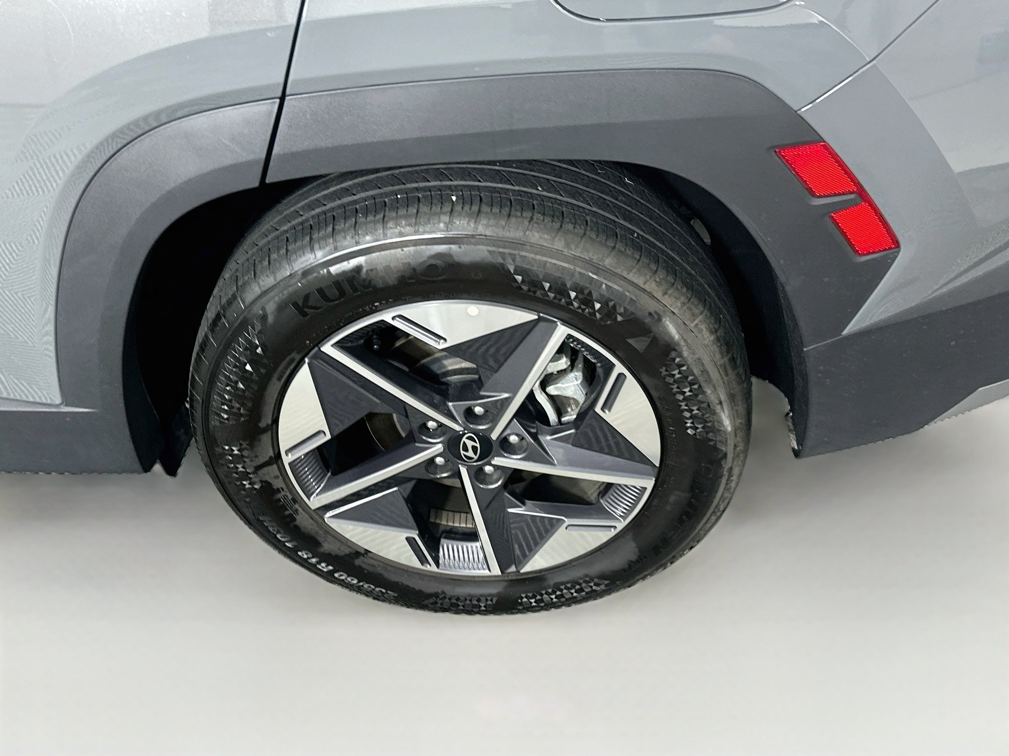 Used 2026 Hyundai Tucson SEL Plus FWD image 11