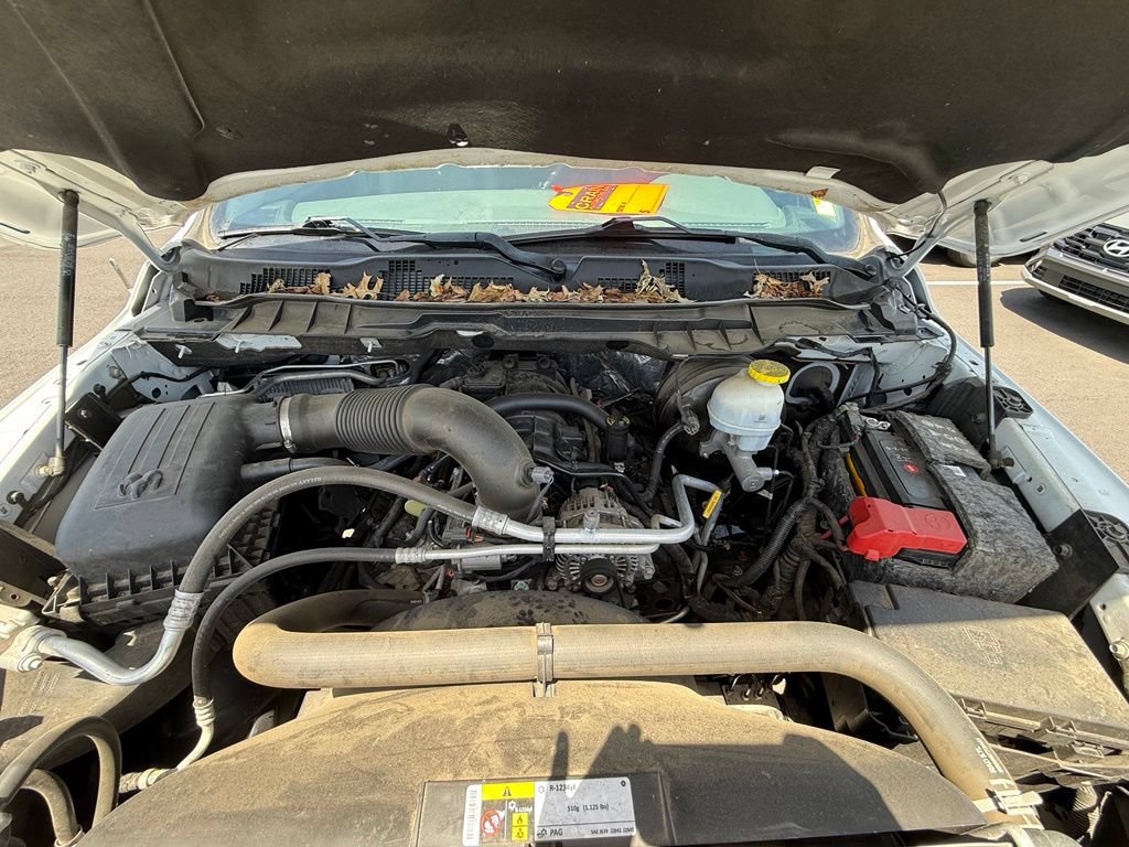 Used 2020 RAM 1500 Tradesman w/ Chrome Appearance Group AWD/4WD image 30