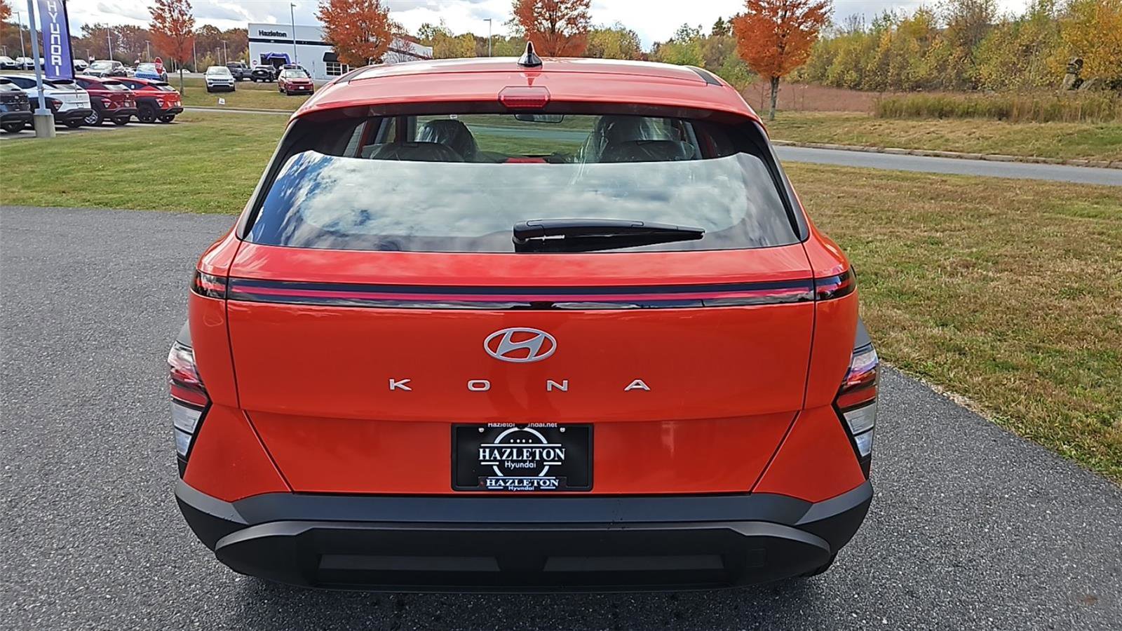 New 2026 Hyundai Kona SE FWD image 6