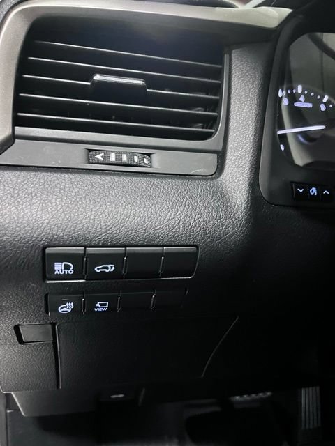 Used 2022 Lexus RX 350L FWD w/ Premium Package image 25