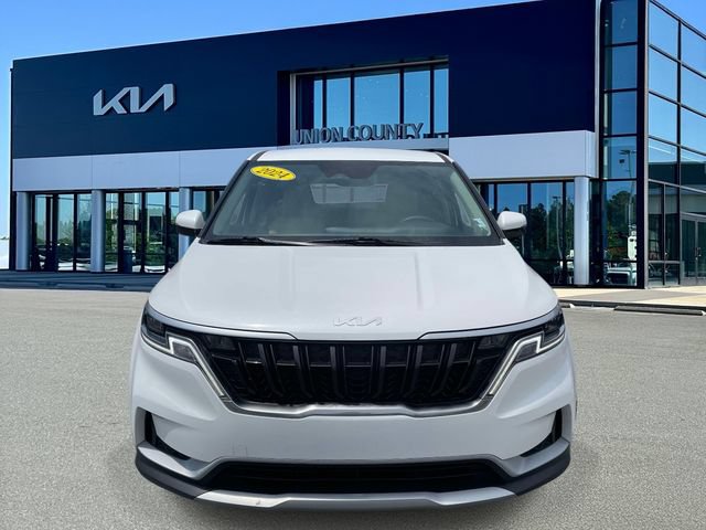 Certified 2024 Kia Carnival LX FWD image 2